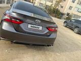 Toyota Camry 2021 годаүшін11 000 000 тг. в Актау – фото 4