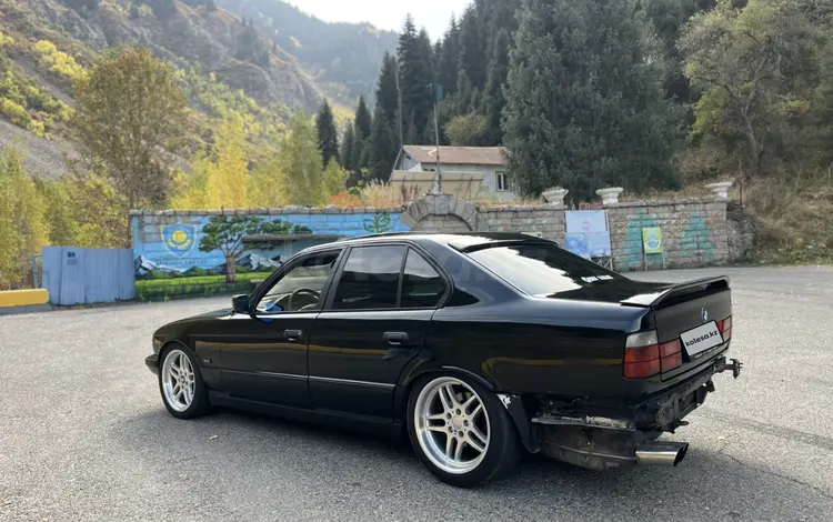 BMW 540 1995 года за 4 200 000 тг. в Алматы