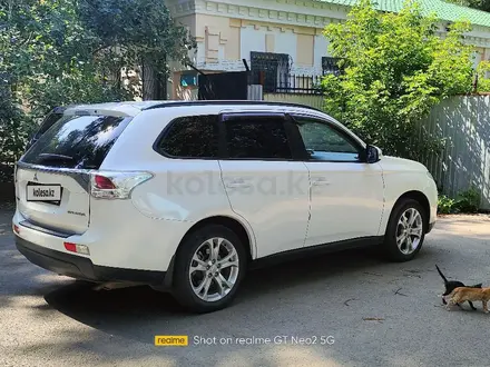 Mitsubishi Outlander 2012 года за 7 800 000 тг. в Уральск