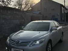 Toyota Camry, 2010