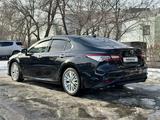 Toyota Camry 2018 годаfor13 500 000 тг. в Алматы – фото 4