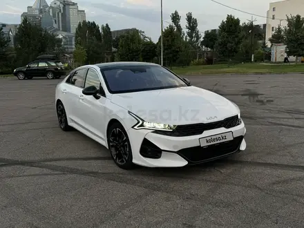 Kia K5 2021 года за 13 500 000 тг. в Алматы