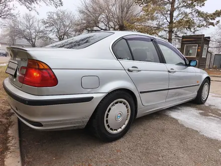 BMW 325 2001 года за 4 500 000 тг. в Алматы – фото 4