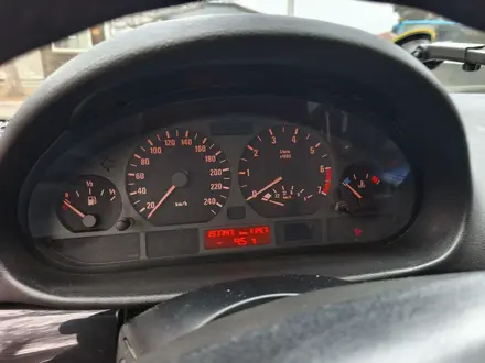 BMW 325 2001 года за 4 500 000 тг. в Алматы – фото 7