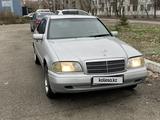 Mercedes-Benz C 220 1995 годаfor2 000 000 тг. в Усть-Каменогорск – фото 5