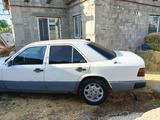 Mercedes-Benz E 200 1990 годаfor1 400 000 тг. в Тараз – фото 2