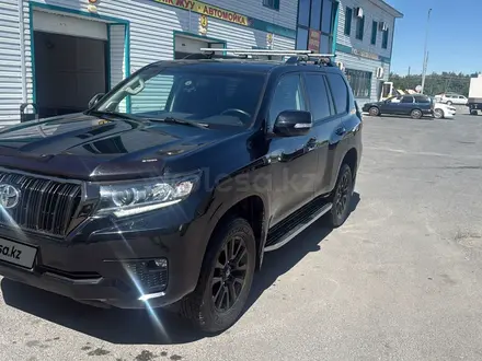Toyota Land Cruiser Prado 2023 года за 33 500 000 тг. в Алматы – фото 2