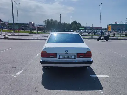 BMW 740 1992 года за 4 000 000 тг. в Алматы