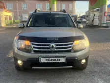 Renault Duster, 2013
