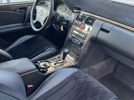 Mercedes-Benz E 280 1998 года за 4 500 000 тг. в Шымкент – фото 25