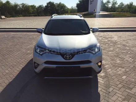 Toyota RAV4 2019 года за 13 500 000 тг. в Уральск – фото 6
