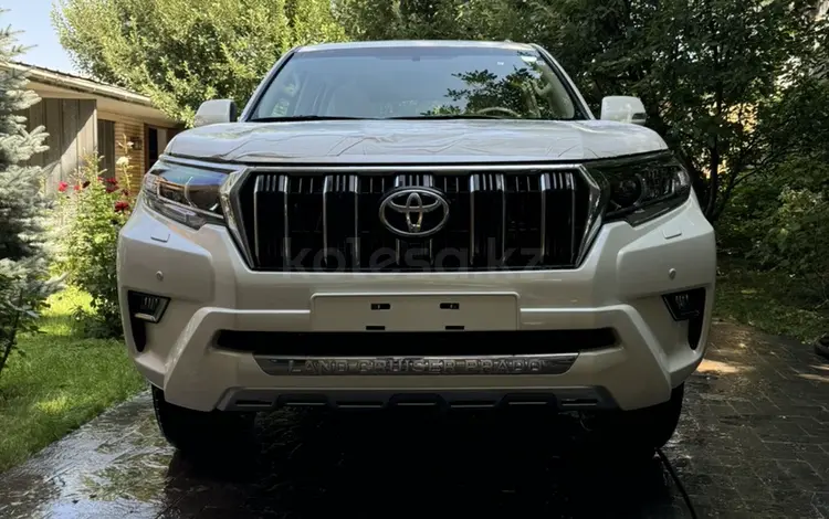 Toyota Land Cruiser Prado 2023 года за 35 000 000 тг. в Алматы