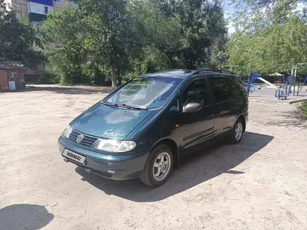 Volkswagen Sharan 1997 года за 2 100 000 тг. в Рудный – фото 3