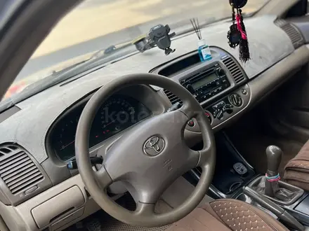 Toyota Camry 2003 года за 3 500 000 тг. в Уральск – фото 11