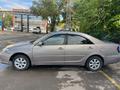 Toyota Camry 2003 годаүшін3 500 000 тг. в Уральск – фото 2