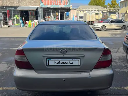 Toyota Camry 2003 года за 3 500 000 тг. в Уральск – фото 3