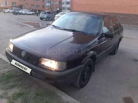 Volkswagen Passat 1992 года за 1 000 000 тг. в Астана