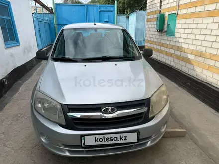 ВАЗ (Lada) Granta 2190 2013 года за 2 000 000 тг. в Семей