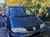 Volkswagen Sharan 1995 года за 1 500 000 тг. в Караганда