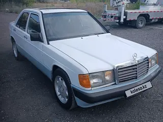 Mercedes-Benz 190
