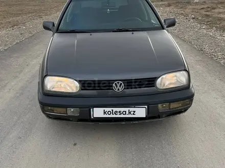 Volkswagen Golf 1993 года за 1 600 000 тг. в Туркестан – фото 3