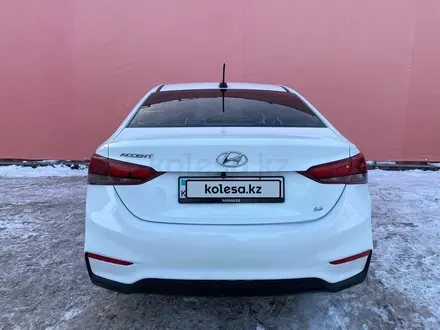 Hyundai Accent 2019 года за 6 616 000 тг. в Астана – фото 2