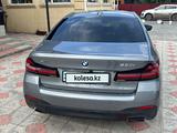 BMW 530 2023 года за 39 000 000 тг. в Астана – фото 2