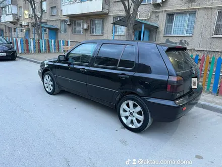 Volkswagen Golf 1996 года за 2 100 000 тг. в Актау