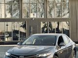 Toyota Camry 2021 годаүшін13 500 000 тг. в Алматы – фото 3
