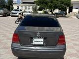 Volkswagen Jetta 2003 года за 1 200 000 тг. в Актау – фото 4