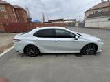 Toyota Camry 2021 годаүшін15 500 000 тг. в Атырау – фото 4