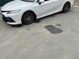 Toyota Camry 2021 годаүшін15 500 000 тг. в Атырау – фото 3