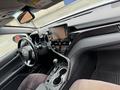 Toyota Camry 2021 годаүшін15 500 000 тг. в Атырау – фото 6