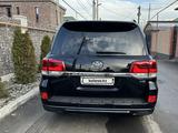 Toyota Land Cruiser 2016 года за 30 700 000 тг. в Алматы – фото 4