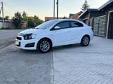 Chevrolet Aveo 2013 года за 2 750 000 тг. в Кокшетау – фото 2