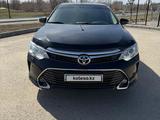 Toyota Camry 2014 года за 10 800 000 тг. в Актобе