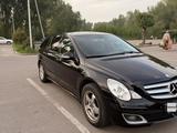 Mercedes-Benz R 350 2006 года за 5 100 000 тг. в Алматы – фото 3