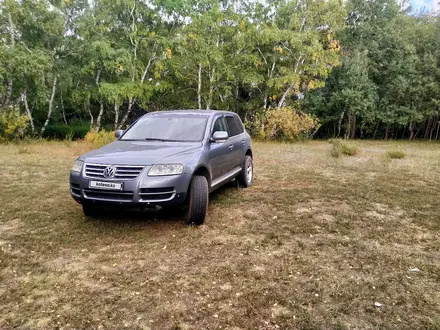 Volkswagen Touareg 2004 года за 4 300 000 тг. в Караганда – фото 2