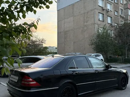 Mercedes-Benz S 320 1999 года за 3 200 000 тг. в Актау – фото 7