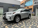 Toyota Highlander 2016 года за 13 500 000 тг. в Тараз