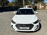 Hyundai Elantra 2018 года за 7 700 000 тг. в Уральск