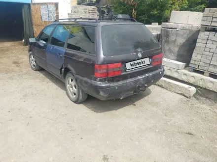 Volkswagen Passat 1993 года за 1 200 000 тг. в Астана – фото 4