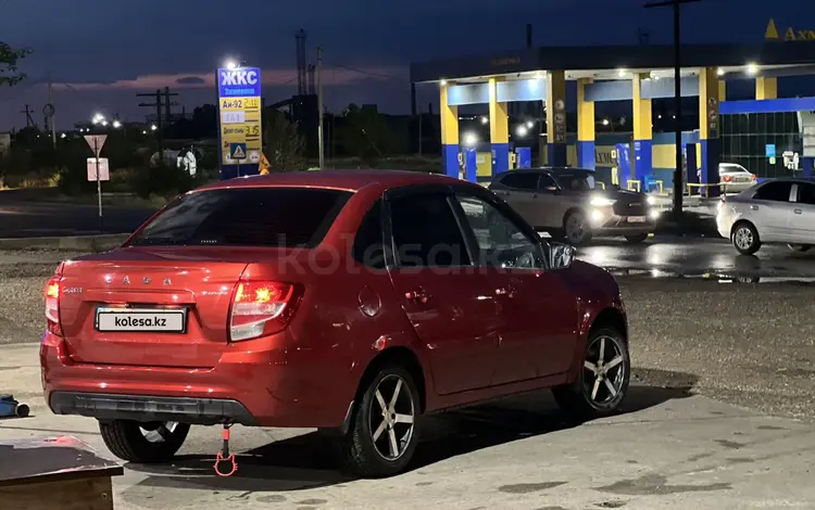 ВАЗ (Lada) Granta 2190 2019 года за 3 300 000 тг. в Семей