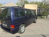 Volkswagen Multivan 1993 года за 6 000 000 тг. в Караганда – фото 2