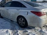 Hyundai Sonata 2011 года за 2 222 222 тг. в Уральск