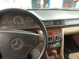 Mercedes-Benz E 280 1992 годаүшін1 100 000 тг. в Тараз