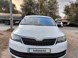 Skoda Rapid 2013 годаүшін2 800 000 тг. в Актобе – фото 2