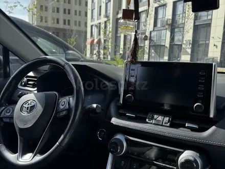 Toyota RAV4 2021 года за 14 500 000 тг. в Астана – фото 10