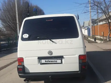 Volkswagen Caravelle 2000 года за 4 500 000 тг. в Алматы – фото 5