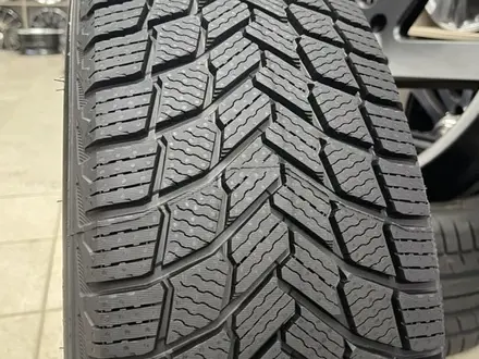 MICHELIN X-Ice Snow SUV 235/60 R18 107T за 111 500 тг. в Алматы – фото 2